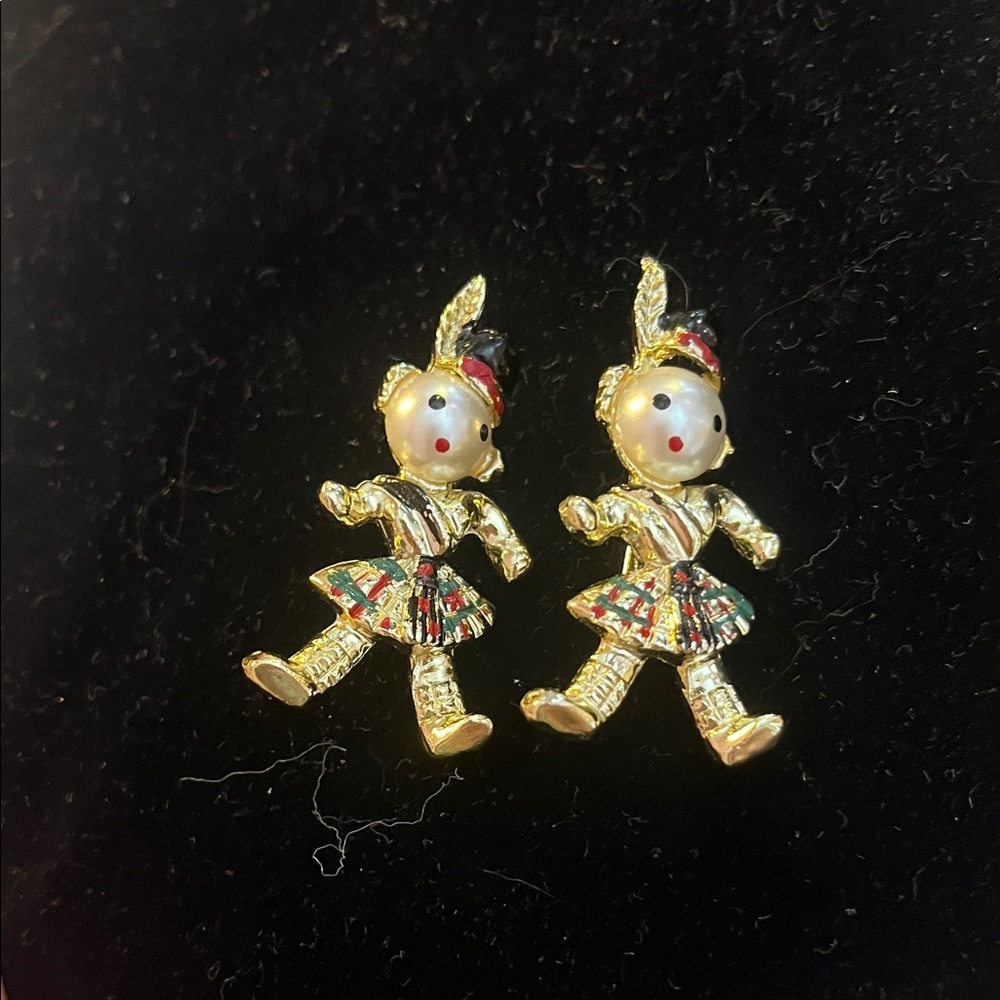 Funky Little Guy Brooches